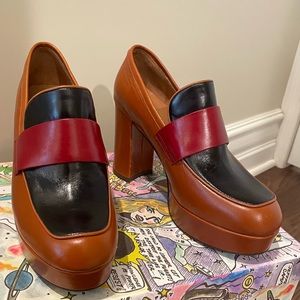 Jeffery Campbell scholar platform pump - like new worn once.  4 7/8 heel - 1” PF